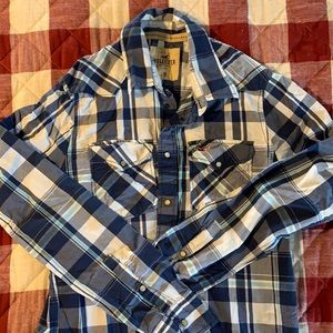 Men’s Hollister snap close shirt